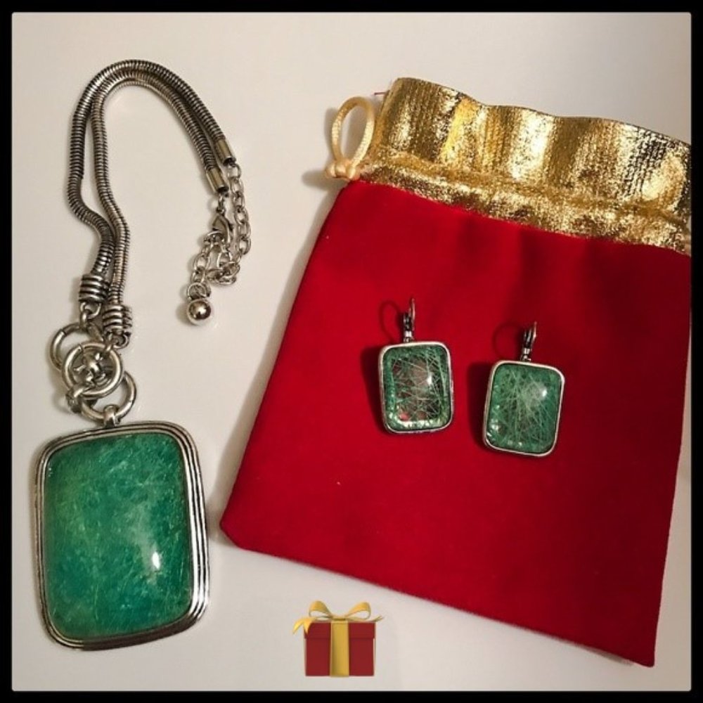 NECKLACE-AND-EARRING-SET